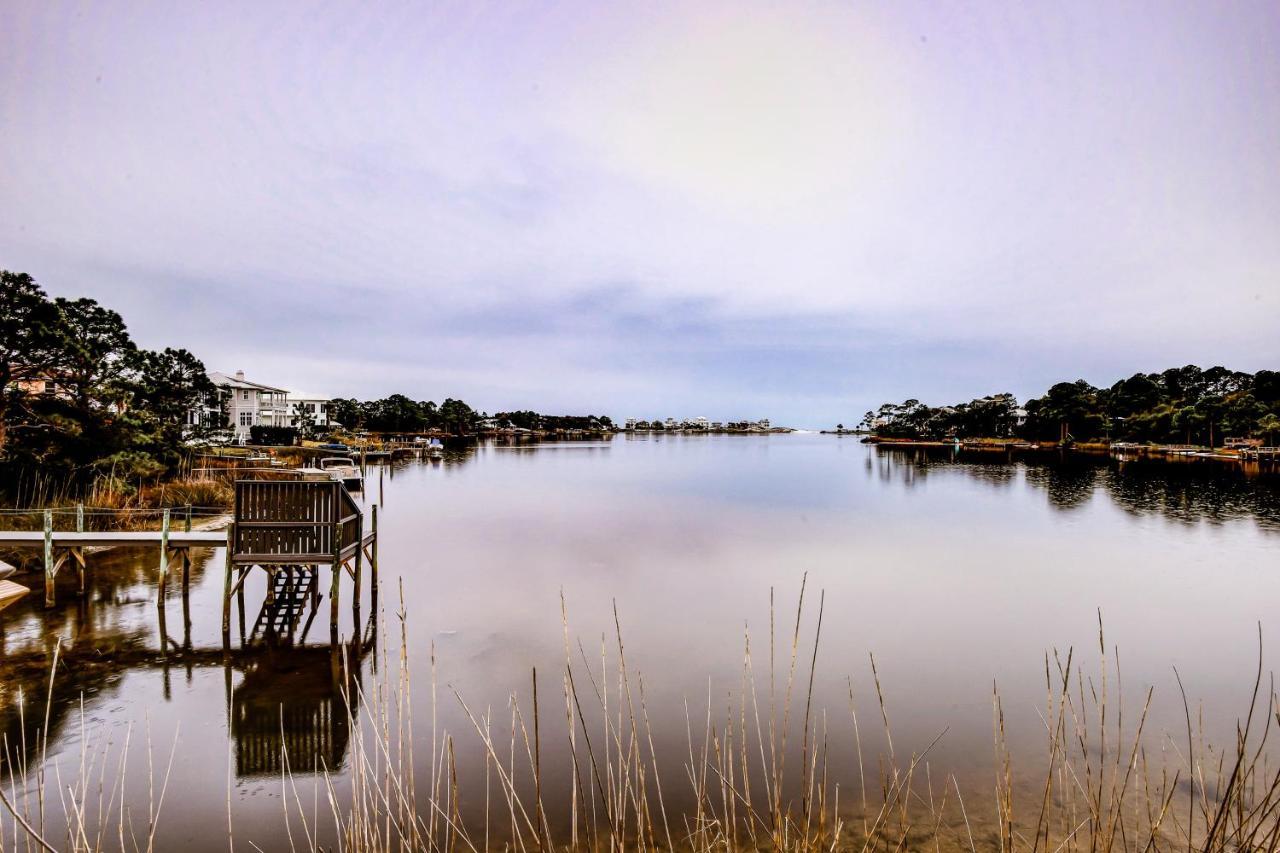 فيلا Eastern Shores شاطئ سانتا روزا المظهر الخارجي الصورة